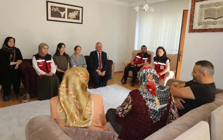 Rize’de Trafik Kazasında Yaralanan Aileye Psikososyal Destek Hizmeti Verildi