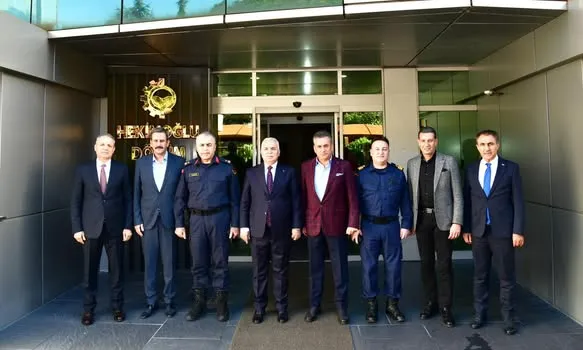 Vali Aziz Yıldırım, Hekimoğlu Döküm Sanayi Tesislerini Ziyaret Etti