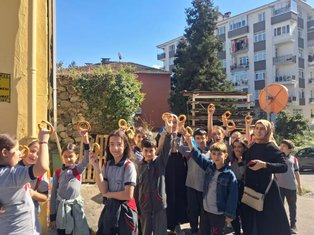 Kurtuluş İlköğretim Okulu Öğrencilerinden Emeğe Saygı Temalı Fırın Ziyareti
