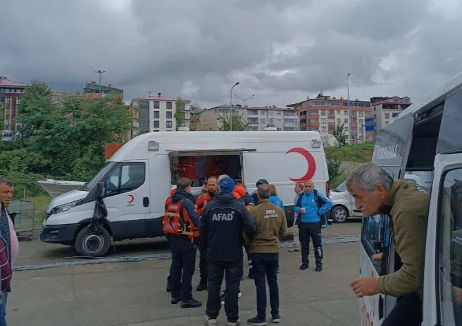 Arsin’de Denizde Kaybolan Mehmet Ali Gürsoy İçin Arama Kurtarma Çalışmaları Sürüyor