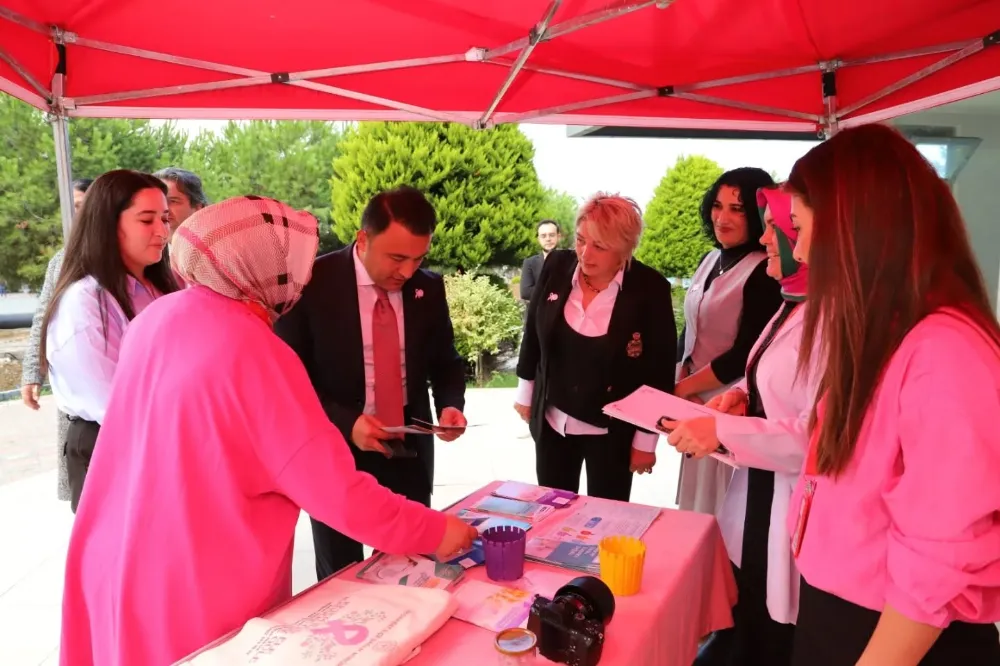 Meme Kanseri Farkındalığı İçin Akçaabat’ta Önemli Konferans Gerçekleştirildi
