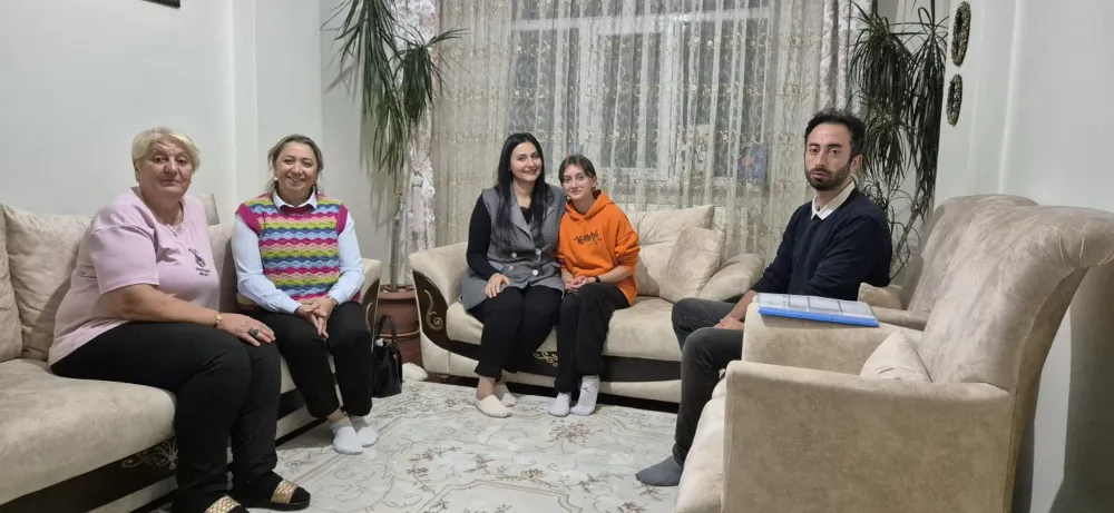 Okul-Aile Buluşmaları Kapsamında Yeniköy Mahallesinde Öğrenci ve Aile Ziyaretleri Gerçekleştirildi