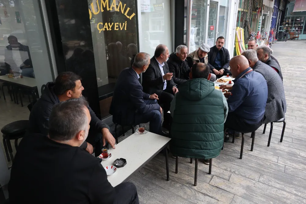 Başkan Turgay Ataselim, Vatandaşlarla Kahvaltıda Buluştu