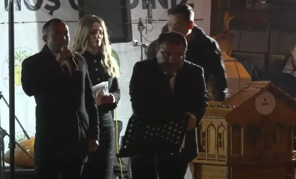 Şavşat’ta Cumhuriyet Coşkusu: Soğuğa Rağmen Meydanlar Doldu