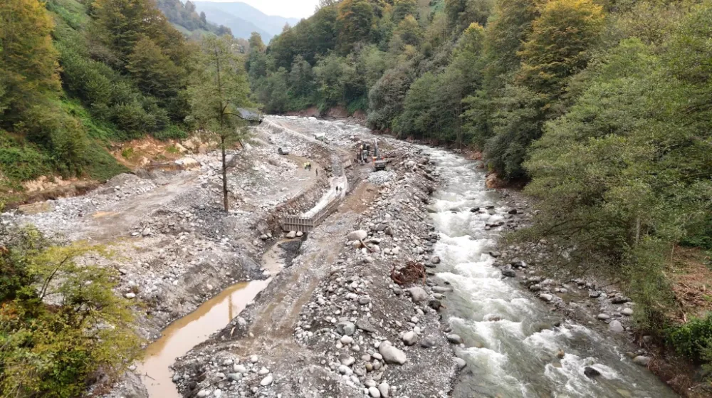 Ardeşen’de Taşkın Riskini Azaltacak Dev Proje Sürüyor