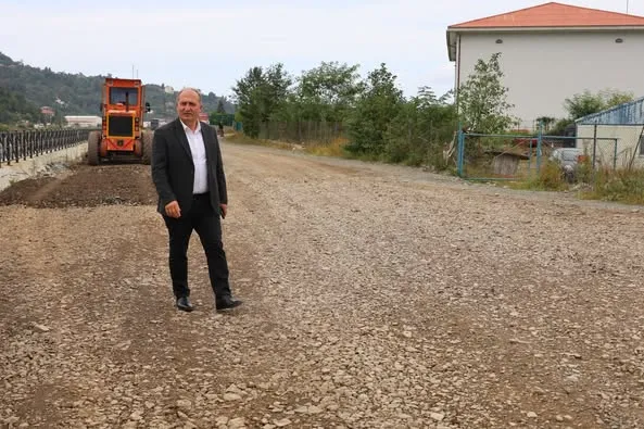 Kapisre Deresi Güzergâhında Yol ve Altyapı Çalışmaları Sürüyor