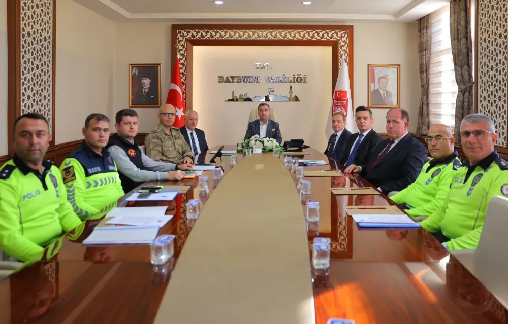 Bayburt’ta Karayollarında Trafik Güvenliği Toplantısı Gerçekleştirildi
