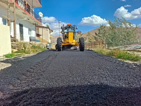 Bayburt’ta Temizlik ve Alt Yapı Çalışmaları Aralıksız Sürüyor