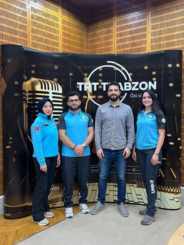 UMKE Gönüllüleri TRT Trabzon Radyosu’nda Gönüllülüğü Anlattı