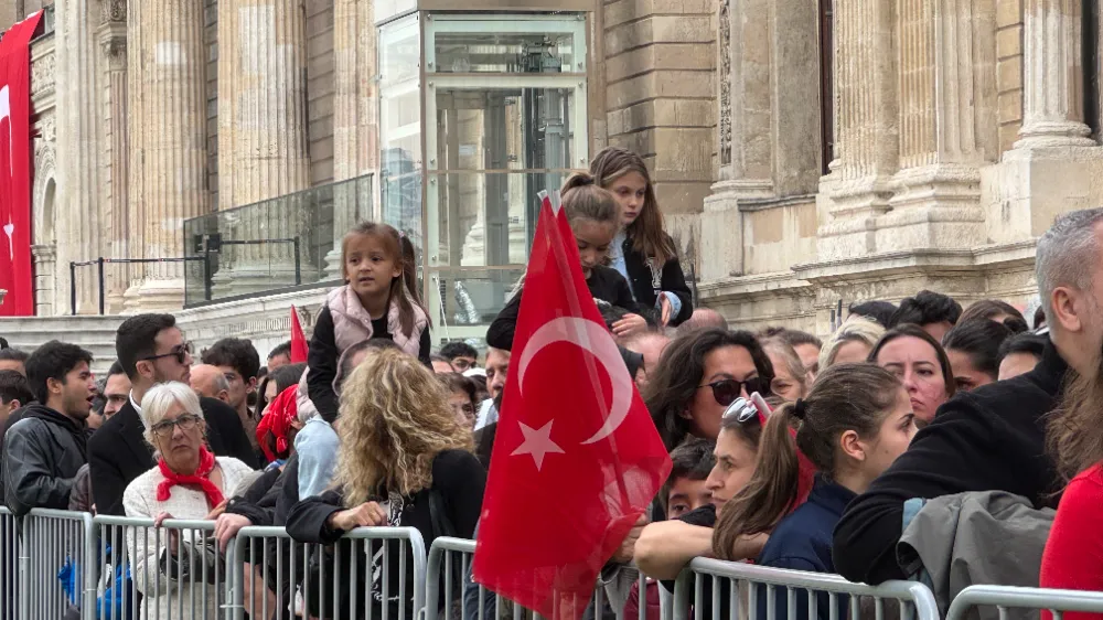 Gazi Mustafa Kemal Atatürk, Dolmabahçe Sarayı