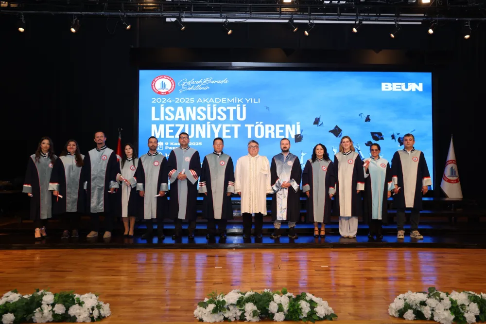 BEUN’da 2024-2025 Akademik Yılı Lisansüstü mezuniyet töreni coşkusu