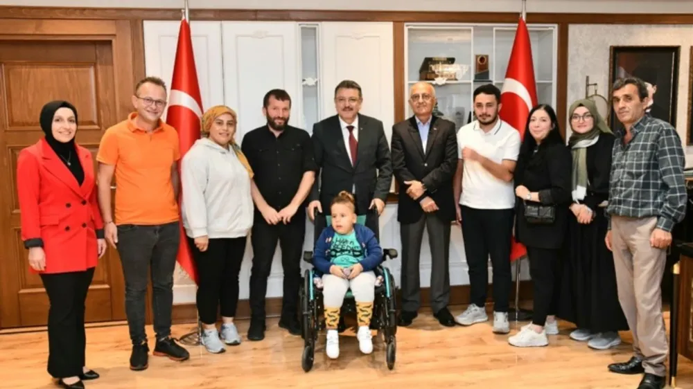 Başkanlardan Anlamlı Dayanışma: Araklı’da DMD’li Harun İçin Seferberlik