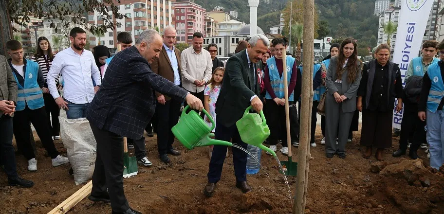 Rize’de 11 Kasım Milli Ağaçlandırma Günü Coşkusu