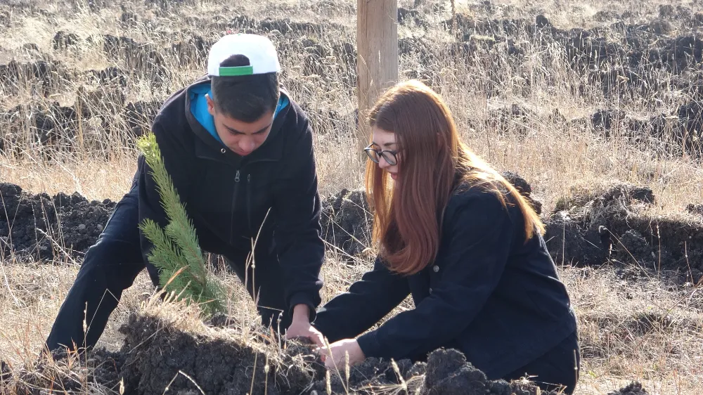 Ardahan’da Milli Ağaçlandırma Günü