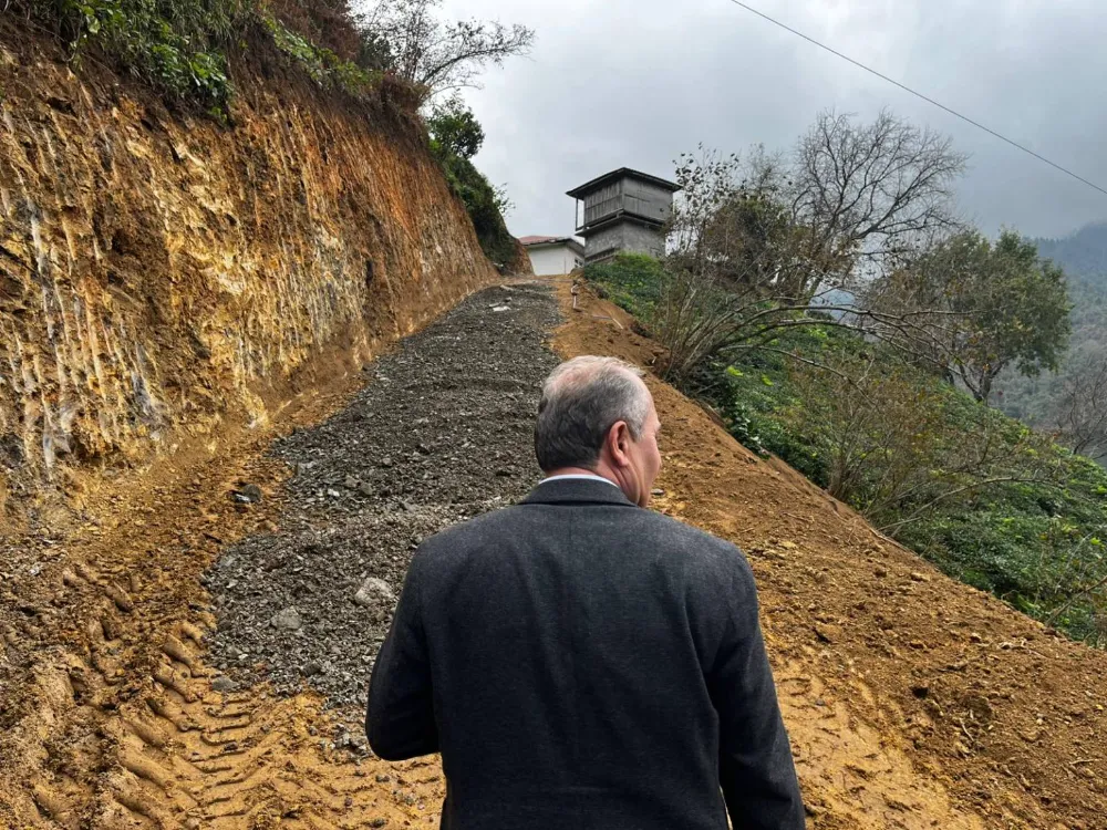 Başkan Ataselim, Yukarı Hacılar Mahallesi’nde Çalışmaları İnceledi