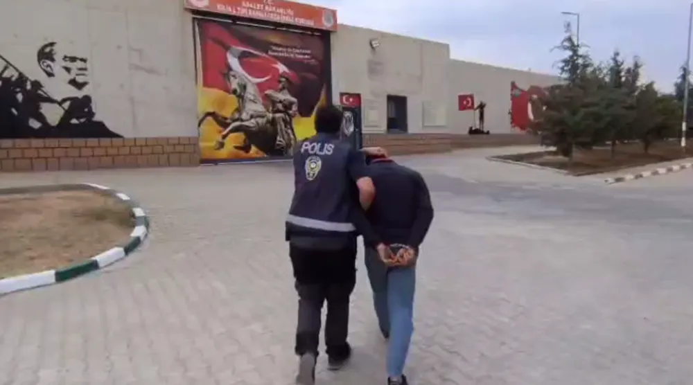 Defne’de 12 yıldır firari olarak aranan şahıs yakalandı