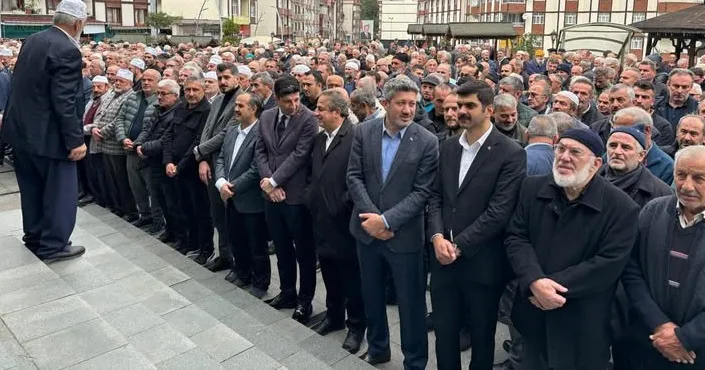 Tataanoz Ali” Güneysu’da Son Yolculuğuna Uğurlandı