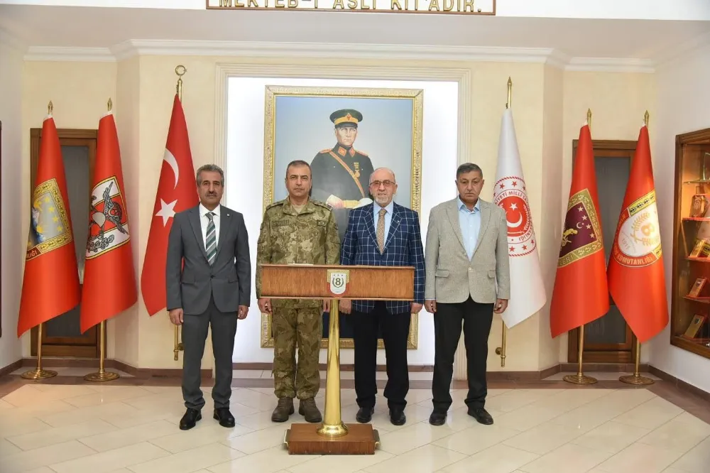 Başkan Dumandağ, Kolordu Komutanı Durmaz ile bir araya geldi