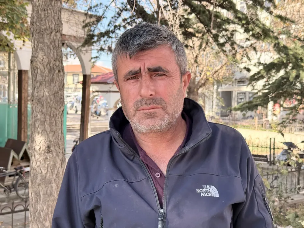 Gıda zehirlenmesi sonucu hayatını kaybeden ailenin yakınları: 