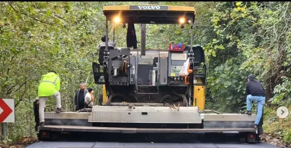 Işıklı Grup Yolunda Asfalt Sevinci: Zekeriya Bozkan Çalışmaları Yerinde İnceledi