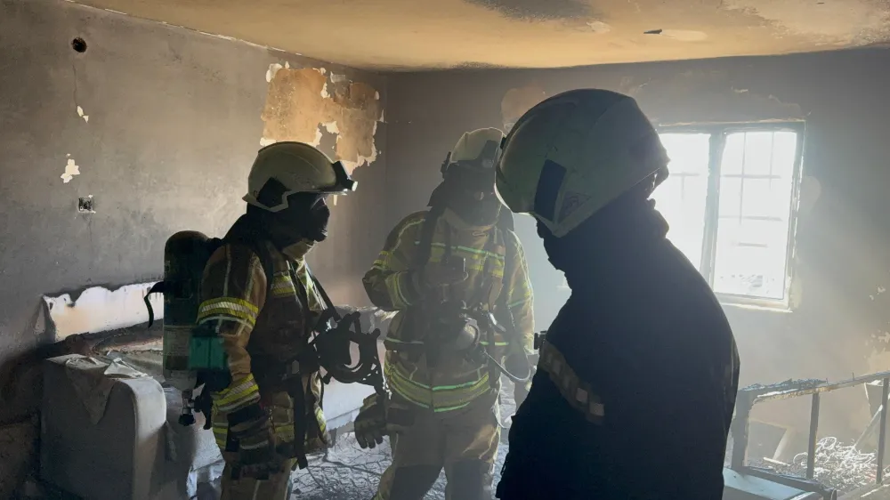 Çocuklar sobayı devirdi, facianın eşiğinden dönüldü