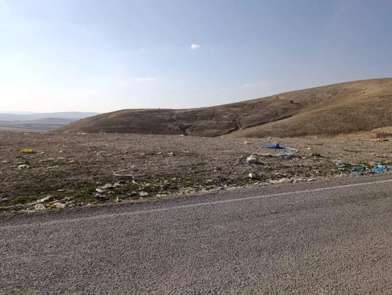 Bayburt’ta Çevre Alarmı: Katı Atık Tesisi Tarım ve Meralara Zarar Veriyor