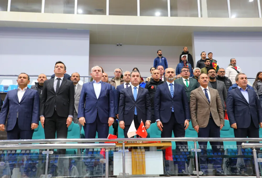 Bayburt’ta Türkiye Üniversiteler Arası Boks Şampiyonası Başladı