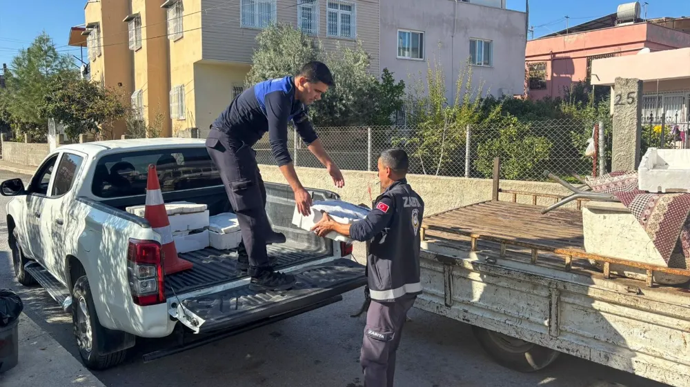 Tarsus’ta ihbar üzerine 250 kilo sağlıksız balık ele geçirildi