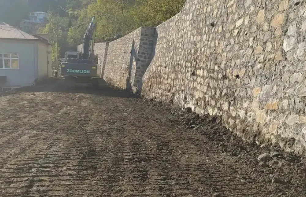 Üzümözü Mahallesi’nde Altyapı ve Taş Duvar Çalışmaları Tamamlandı