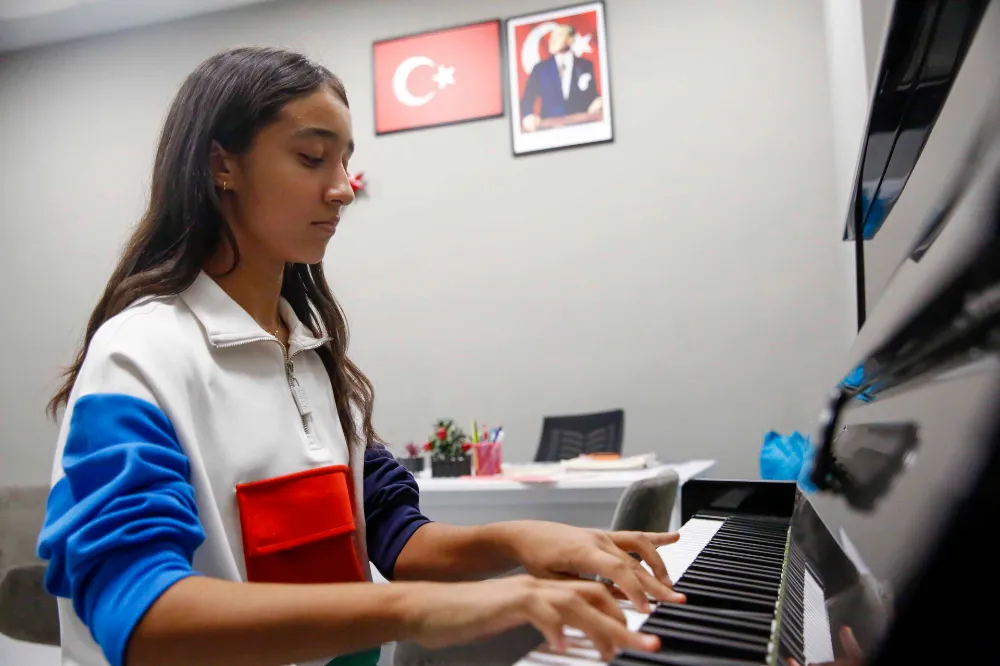 Büyükşehir’den Antalyalı çocuklara tam destek