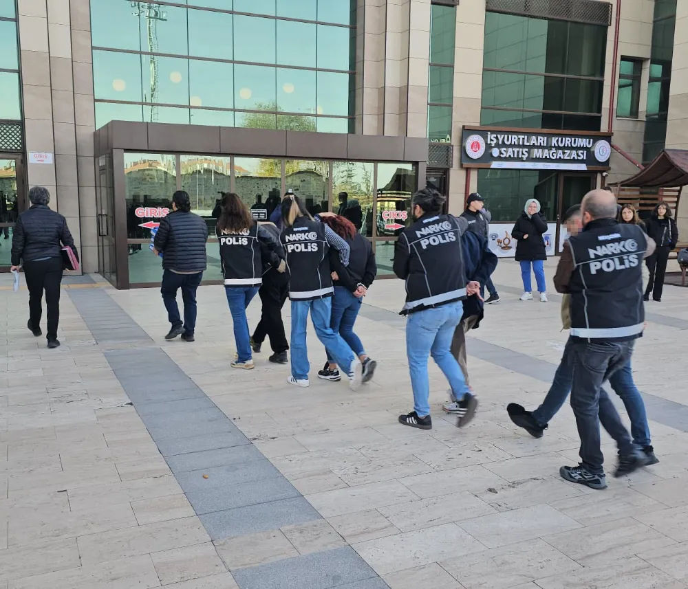 Hava destekli narkotik operasyonu: 25 kişi tutuklandı