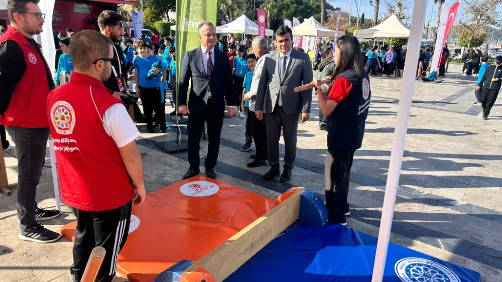 Geleneksel Oyunlar Tırı, geçmişin oyunlarını Fethiye