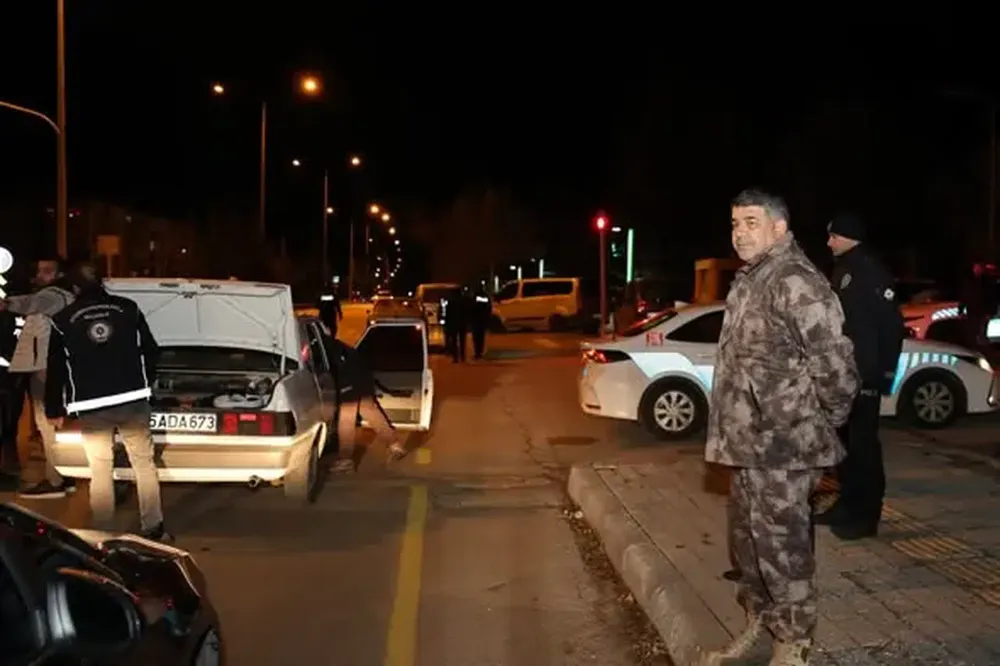 Erzurum Emniyet Müdürlüğü’nden Uygulama Noktası Denetimi