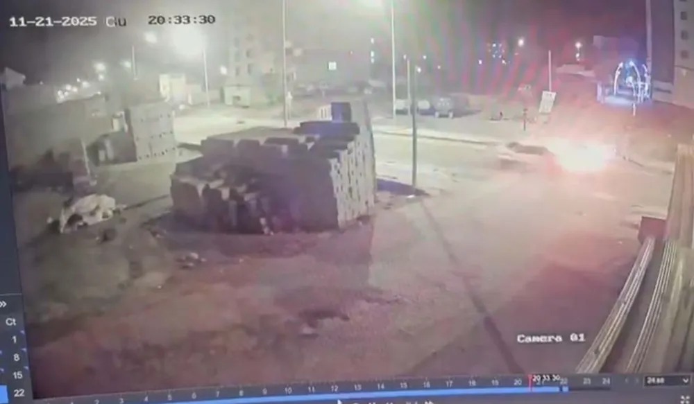 Mazıdağı’nda iki otomobil çarpıştı: 3 yaralı