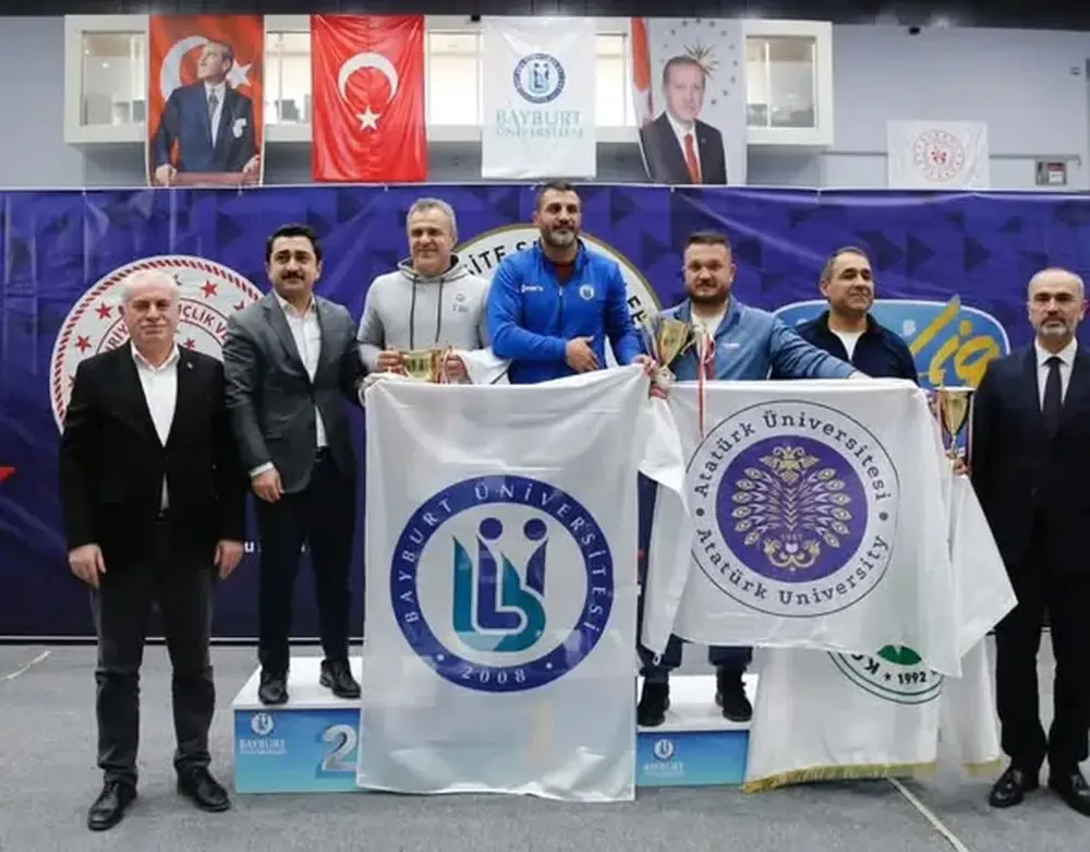 Bayburt Üniversitesi, Türkiye Üniversitelerarası Boks Şampiyonası’nda Zirveye Çıktı