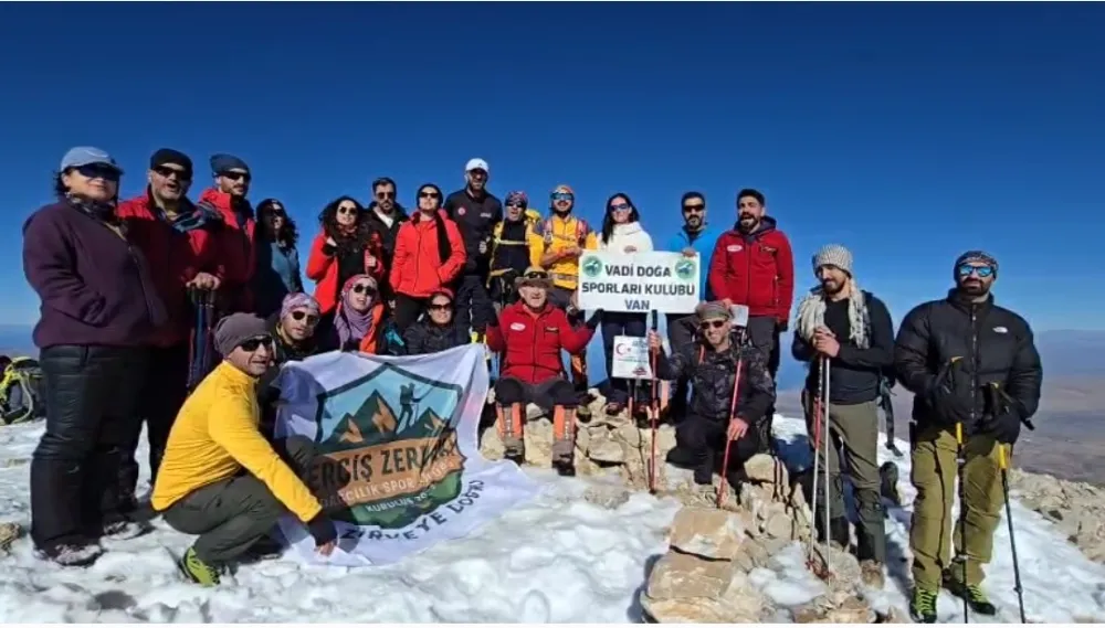 Vanlı dağcılardan 