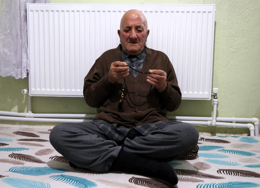 Yaşlı çift doğal gazla tanıştı: 