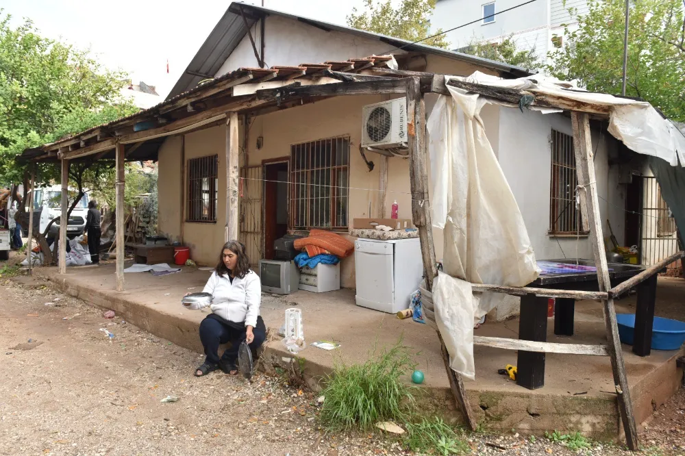 Evi Yanan Aileye Başkan Kocagöz’den Yardım Eli