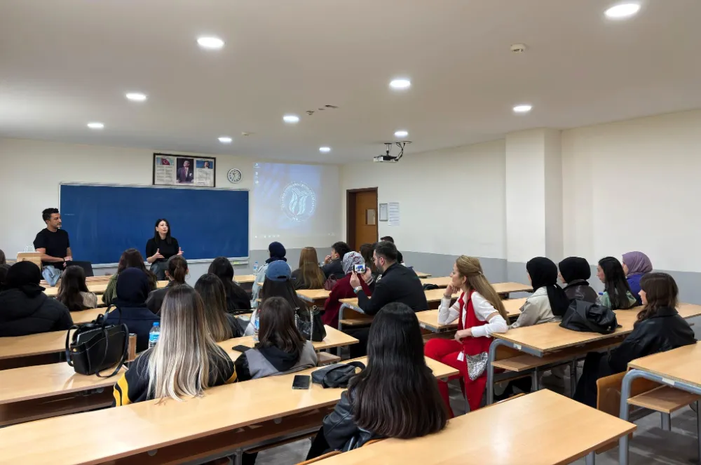 SUBÜ’de “Reklamcılıkta Analitik Düşünme” Etkinliği Düzenlendi