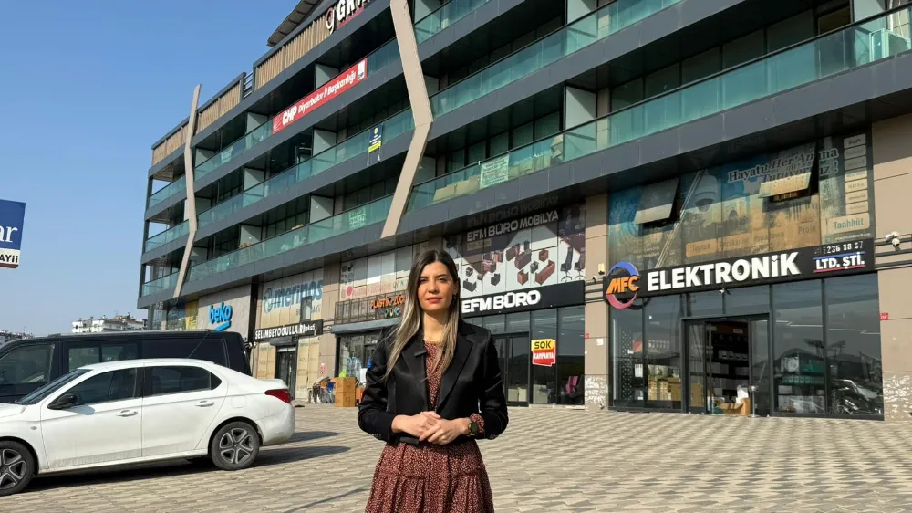 CHP Diyarbakır Eski Başkan Adayı Canan Demir Partiden İstifa Etti