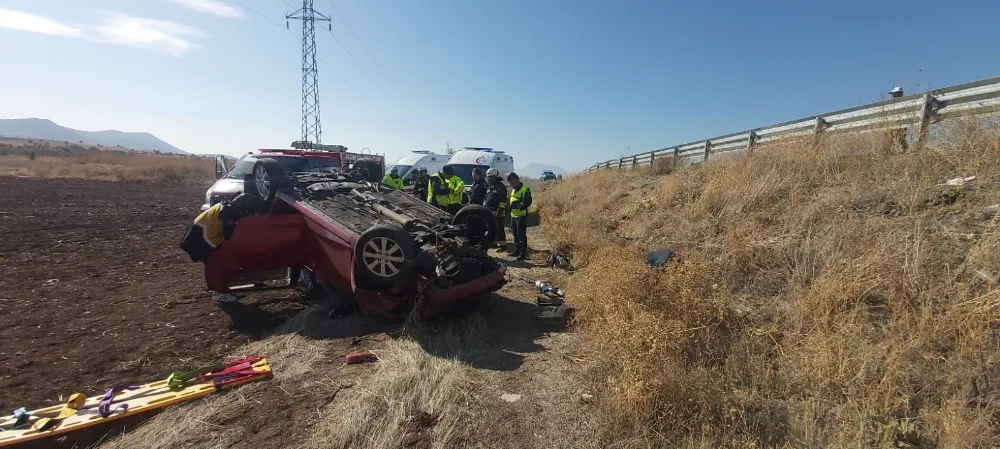 Konya’da otomobil şarampole yuvarlandı: 1 ölü, 2 yaralı