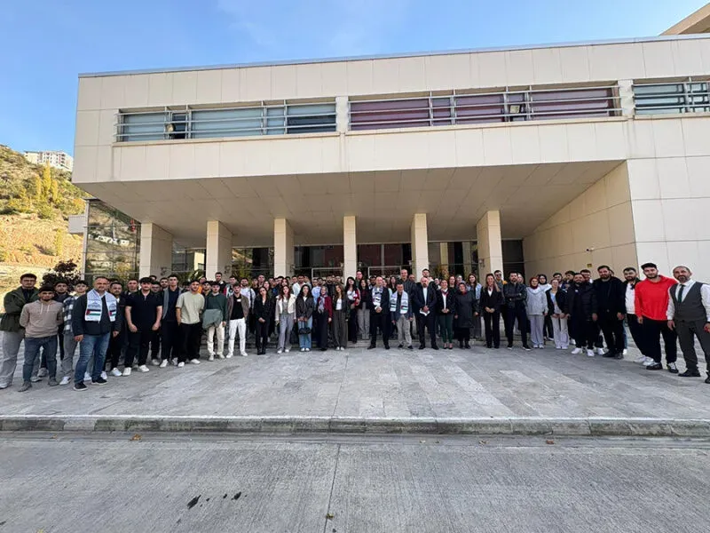 “Silahların Gölgesinde Filistin’de Spor” Konferansı Artvin Çoruh Üniversitesi’nde Gerçekleştirildi