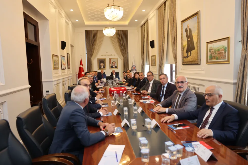 Yomra Belediye Başkanı Bıyık, Hayvanları Koruma Kanunu Toplantısına Katıldı