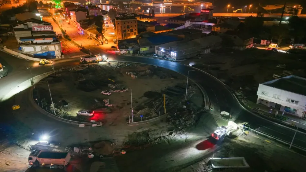 BAŞKAN KAYA, DEĞİRMENDERE’DEKİ AKILLI KAVŞAK ÇALIŞMALARINI YERİNDE İNCELEDİ