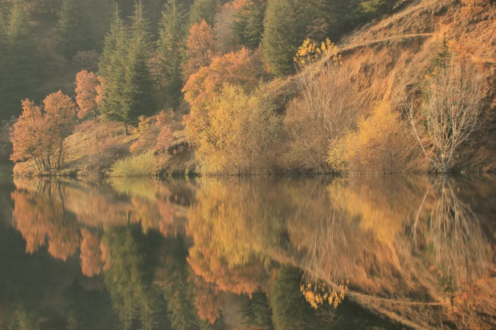 Sis bulutlarının gökyüzüne yükseldiği anlar görsel şölen oluşturdu