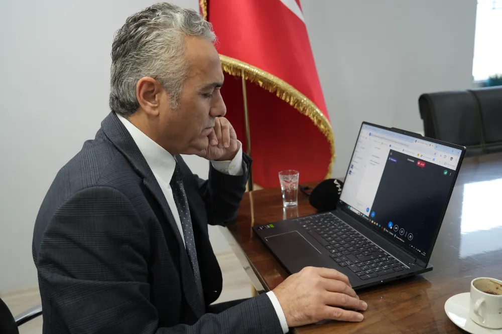 Filistinli Doktor Gazze’deki İnsanlık Dramını Anlattı