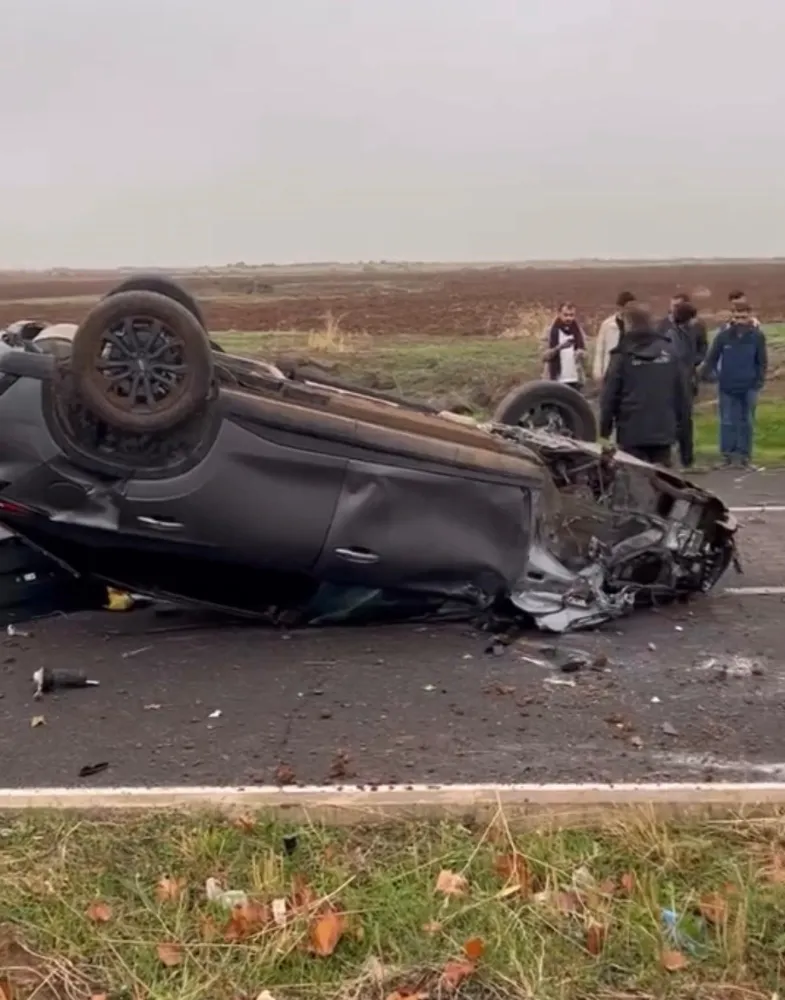 Diyarbakır’da Kontrolden Çıkan Otomobil Takla Attı: 1 Yaralı