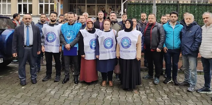 Türk Eğitim Sen’den Sert Tepki – “Eğitimciye Uzanan Her El, Devlete Uzanan Eldir!”