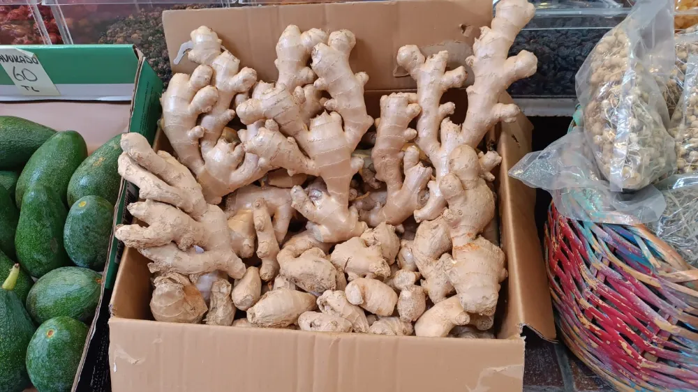 Bolu’da soğuk havayla birlikte zencefil ve takviye ürünlerine talep arttı