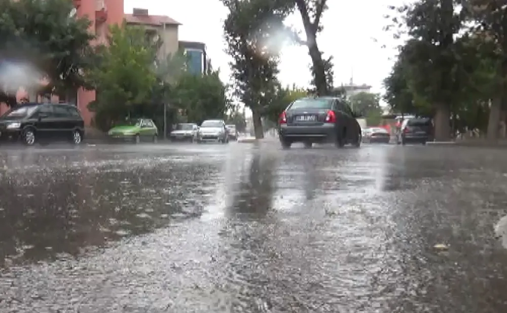 Aksaray’da Yağmur Çiftçinin Yüzünü Güldürdü
